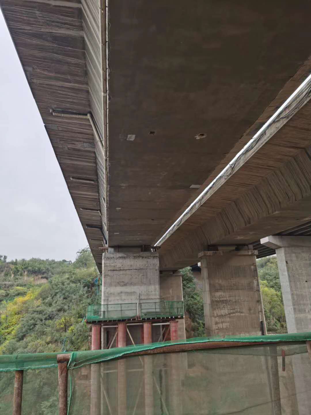 鹤壁桥梁加固前制定可行设计方案图并用对施工方法